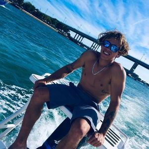 Meet your Posher, Drew